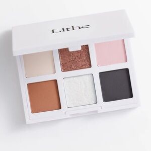 LITHE BEAUTY Astral Eyeshadow Palette